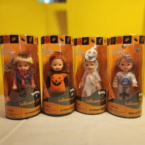 4 Kelly and Friends Halloween Party NRFB Barbie dolls 2000 Alien, Cowboy, Ghost
